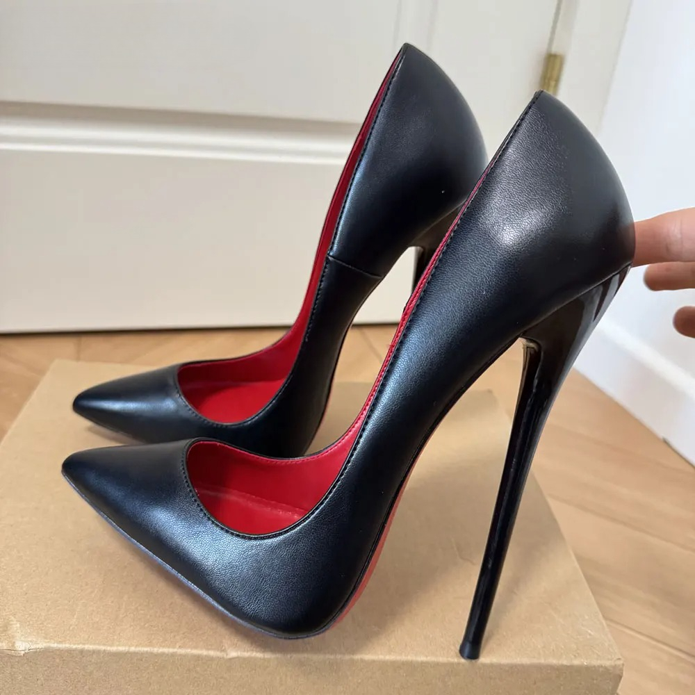 Chic Fashion 16CM Ultra High H - đánh giá và giá Cosplay Anime Basic